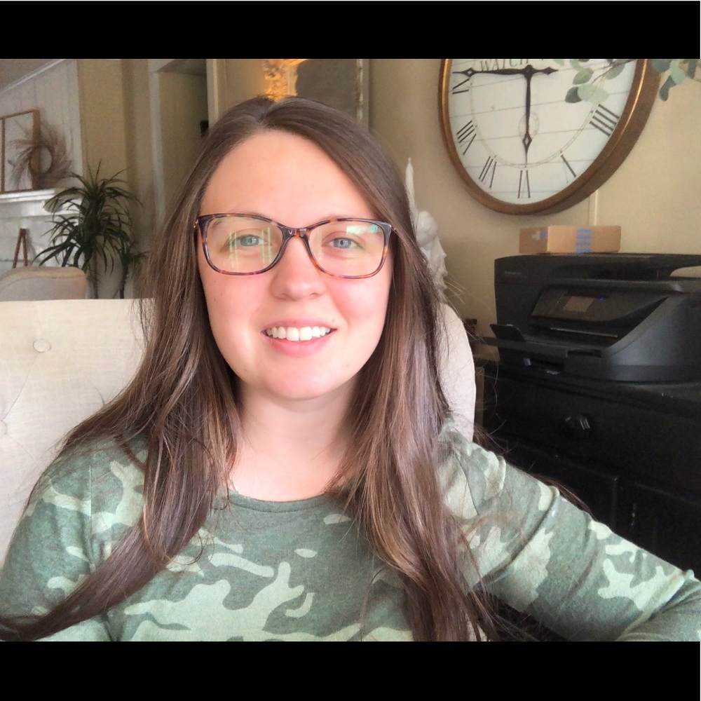 Meet your Posher, Rachel